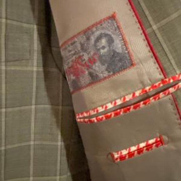 Tiglio Rosso 3 piece Gray plaid Suit - Picture 6 of 9